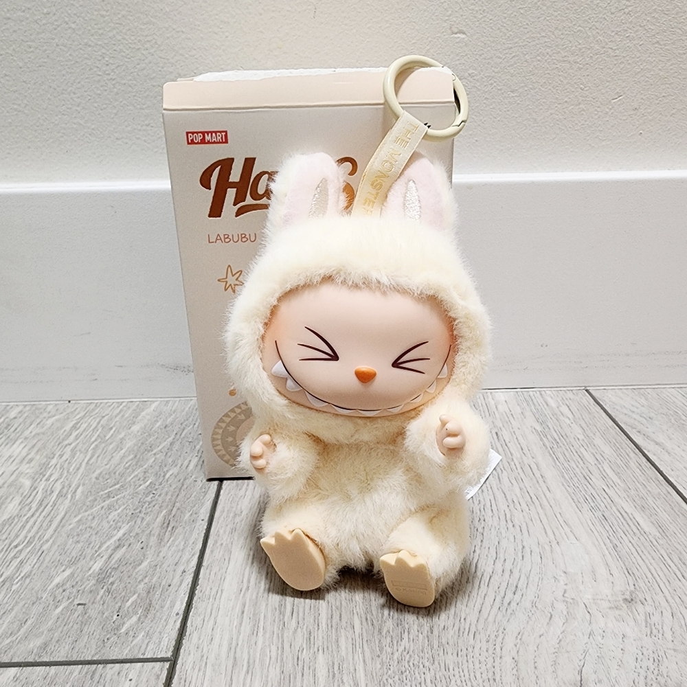 POP MART The Monsters - Have a Seat Vinyl Plush - SISI